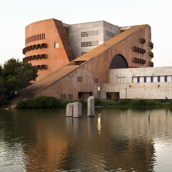 Alejandro Cartagena Biblioteca Universitaria Raúl Rangel Frías in Monterrey for THOT Publications