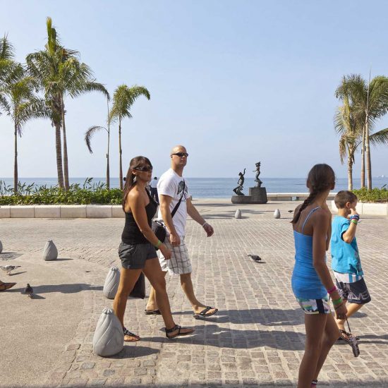 Alejandro Cartagena El Malecón de Puerto Vallarta for Estudio 3.14 Part V